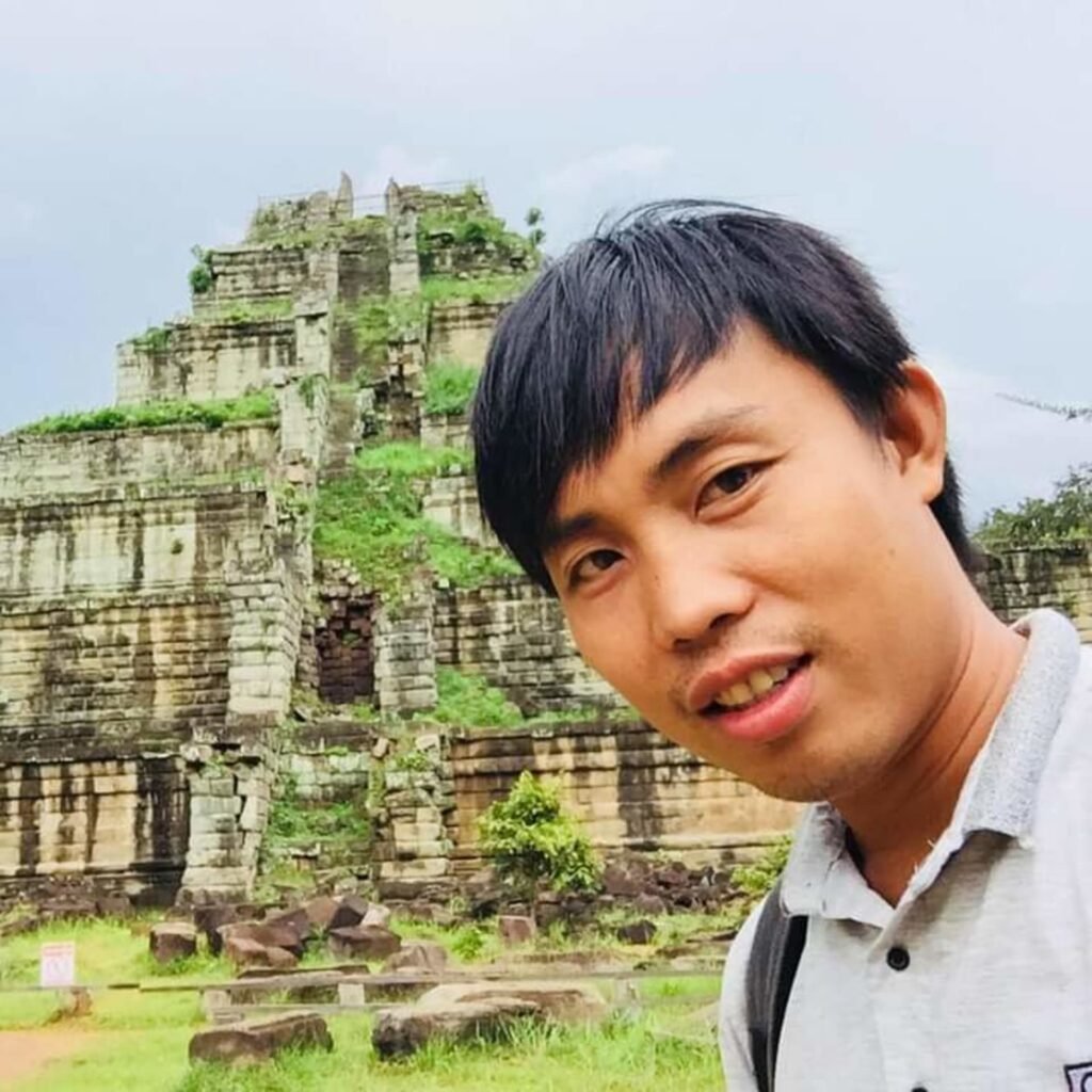John & Team Angkor Jeep Tour